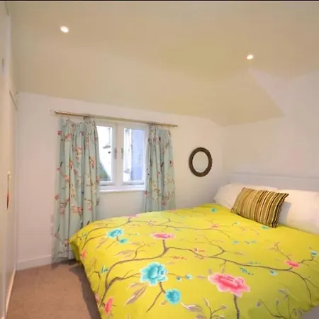 Compact, Central Apartment, Dog Friendly. Kingsbridge  Exterior photo